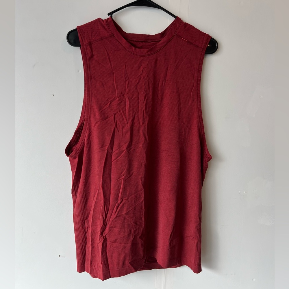 Lululemon Metal Vent Tech Sleeveless